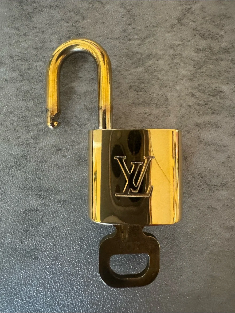 Louis Vuitton Gold Tone Padlock with Key #306